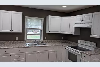 8320 Binkley St, Pensacola, FL 32514 - Photo 3