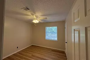 7098 W Gardner St, Milton, FL 32583 - Photo 7