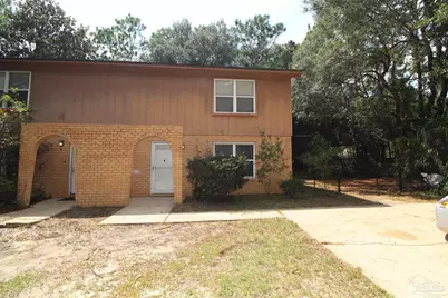 1804 Loyola Ave, Pensacola, FL 32504 - Photo 1