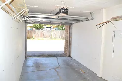 7150 Plantation Dr #223, Pensacola, FL 32504 - Photo 25