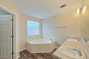 1057 Freeboard Blvd, Pensacola, FL 32507 - Photo 15