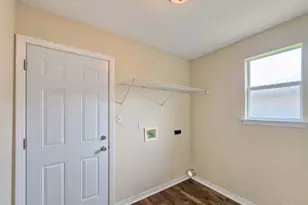 1057 Freeboard Blvd, Pensacola, FL 32507 - Photo 11