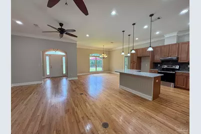 3027 N 24th Ave, Milton, FL 32583 - Photo 5