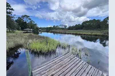 3027 N 24th Ave, Milton, FL 32583 - Photo 1