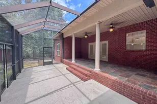 3027 N 24th Ave, Milton, FL 32583 - Photo 9