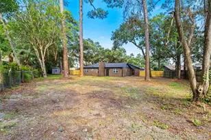 7855 Bay Meadows Dr, Pensacola, FL 32507 - Photo 35