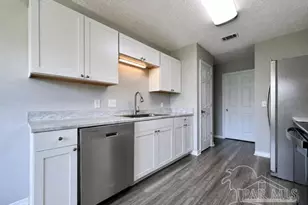 205 Bimini Ct, Pensacola, FL 32506 - Photo 7