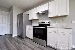 205 Bimini Ct, Pensacola, FL 32506 - Photo 5