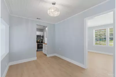 525 Pelham Rd, Pensacola, FL 32507 - Photo 9
