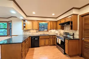 6563 Chula Vista, Pensacola, FL 32504 - Photo 3