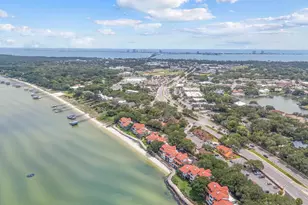 122 Baybridge Dr, Gulf Breeze, FL 32561 - Photo 39