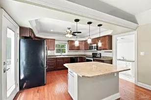 3263 Damon Dr, Milton, FL 32583 - Photo 9