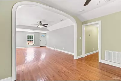 3263 Damon Dr, Milton, FL 32583 - Photo 5