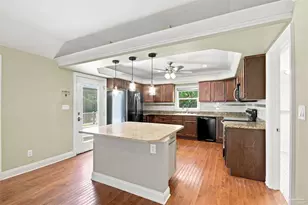 3263 Damon Dr, Milton, FL 32583 - Photo 9