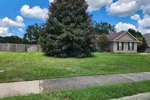 4425 Essex Terrace Cir, Pace, FL 32571 - Photo 3