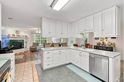 6932 Summit Pl, Milton, FL 32570 - Photo 13