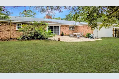 2 Manor Dr, Pensacola, FL 32507 - Photo 25