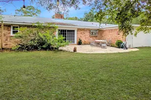 2 Manor Dr, Pensacola, FL 32507 - Photo 25