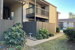 2201 Scenic Hwy, Pensacola, FL 32503 - Photo 1