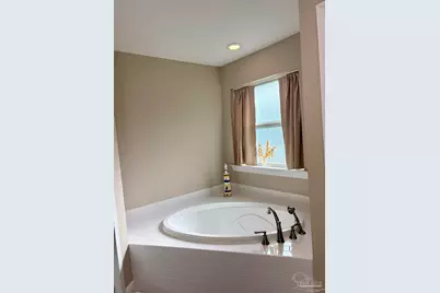 10425 Tanton Rd, Pensacola, FL 32506 - Photo 9