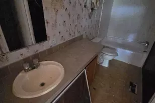 1918 Church St, Gulf Breeze, FL 32563 - Photo 25