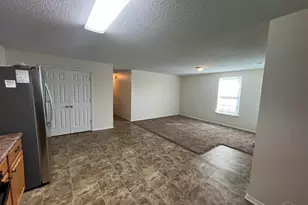 8921 Camshire Cir, Pensacola, FL 32507 - Photo 5