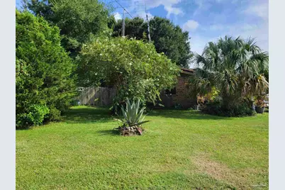4512 Cherbourg Way, Pensacola, FL 32505 - Photo 5