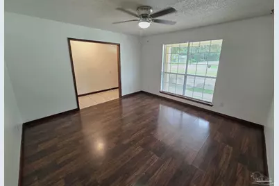4252 Jernigan Rd, Pace, FL 32571 - Photo 5
