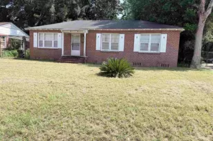 631 W Hernandez St, Pensacola, FL 32501 - Photo 1