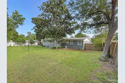 2012 Semur Rd, Pensacola, FL 32503 - Photo 15