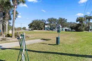 14100 River Rd, Pensacola, FL 32507 - Photo 33