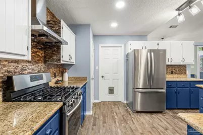6330 Summer Lakes Ct, Pensacola, FL 32504 - Photo 11