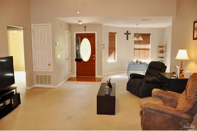 5930 Herlong Dr, Milton, FL 32570 - Photo 5