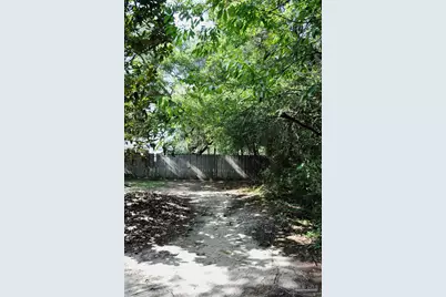 5930 Herlong Dr, Milton, FL 32570 - Photo 47