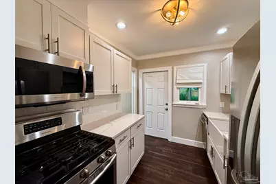 2050 N 13th Ave, Pensacola, FL 32503 - Photo 9