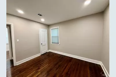 2050 N 13th Ave, Pensacola, FL 32503 - Photo 17