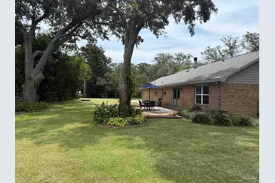 30 Gilmore Dr, Gulf Breeze, FL 32561 - Photo 5
