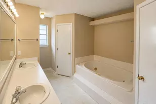 3989 Deerwood Cir, Pace, FL 32571 - Photo 7