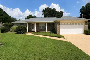 3989 Deerwood Cir, Pace, FL 32571 - Photo 1