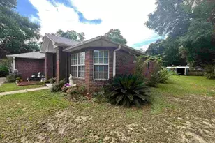 5693 Chanterelle Cir, Milton, FL 32583 - Photo 3