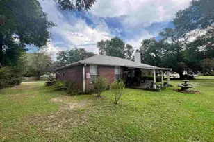 5693 Chanterelle Cir, Milton, FL 32583 - Photo 7