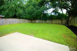 632 Edith Ln, Pensacola, FL 32534 - Photo 15