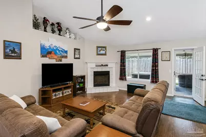 7425 Peterson Ln, Pensacola, FL 32506 - Photo 7