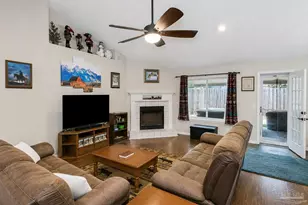 7425 Peterson Ln, Pensacola, FL 32506 - Photo 7
