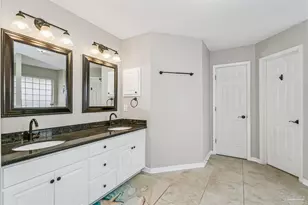 7425 Peterson Ln, Pensacola, FL 32506 - Photo 17