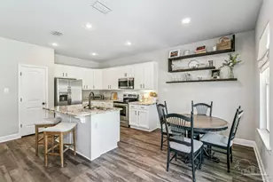 5735 Maggie Rose Cir, Milton, FL 32570 - Photo 15