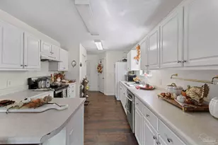 3448 Two Sisters Wy, Pensacola, FL 32505 - Photo 17