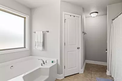 6446 Benelli Dr, Milton, FL 32570 - Photo 25