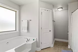 6446 Benelli Dr, Milton, FL 32570 - Photo 25