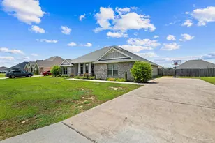 6446 Benelli Dr, Milton, FL 32570 - Photo 3